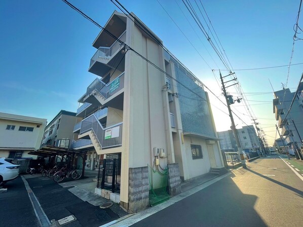 朋成マンションの物件外観写真